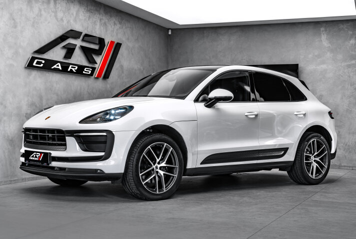 Porsche Macan 2,0 195kW, PDLS, PCM, KAMERA