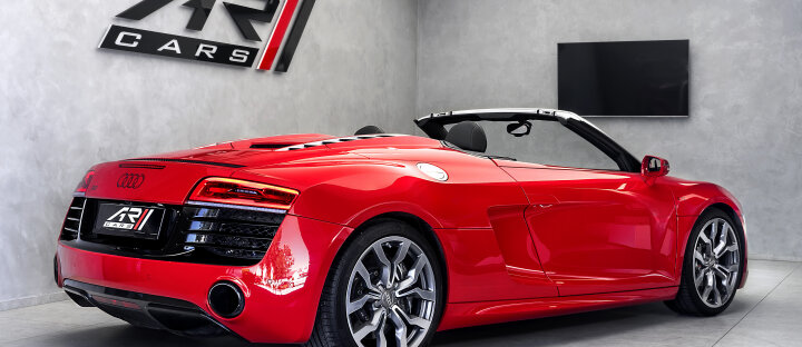 Audi R8 5.2 FSI Q Spyder Keramiky Manuál