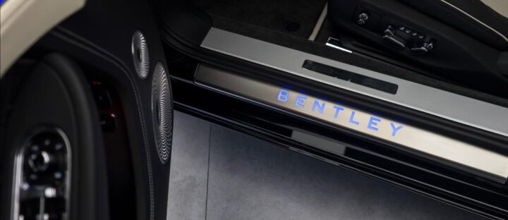Bentley Continental GT W12 model 2019, TV, B&O sound, CZ