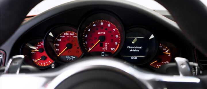 Porsche 911 GT3 Clubsport, keramiky, LED, sport chrono